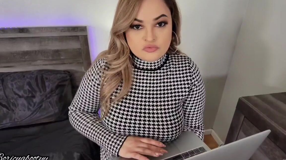 Boricuabootyy Title Boss Breeds Assistant Time Teaser Description Traveling Can Sometimes Take A Toll