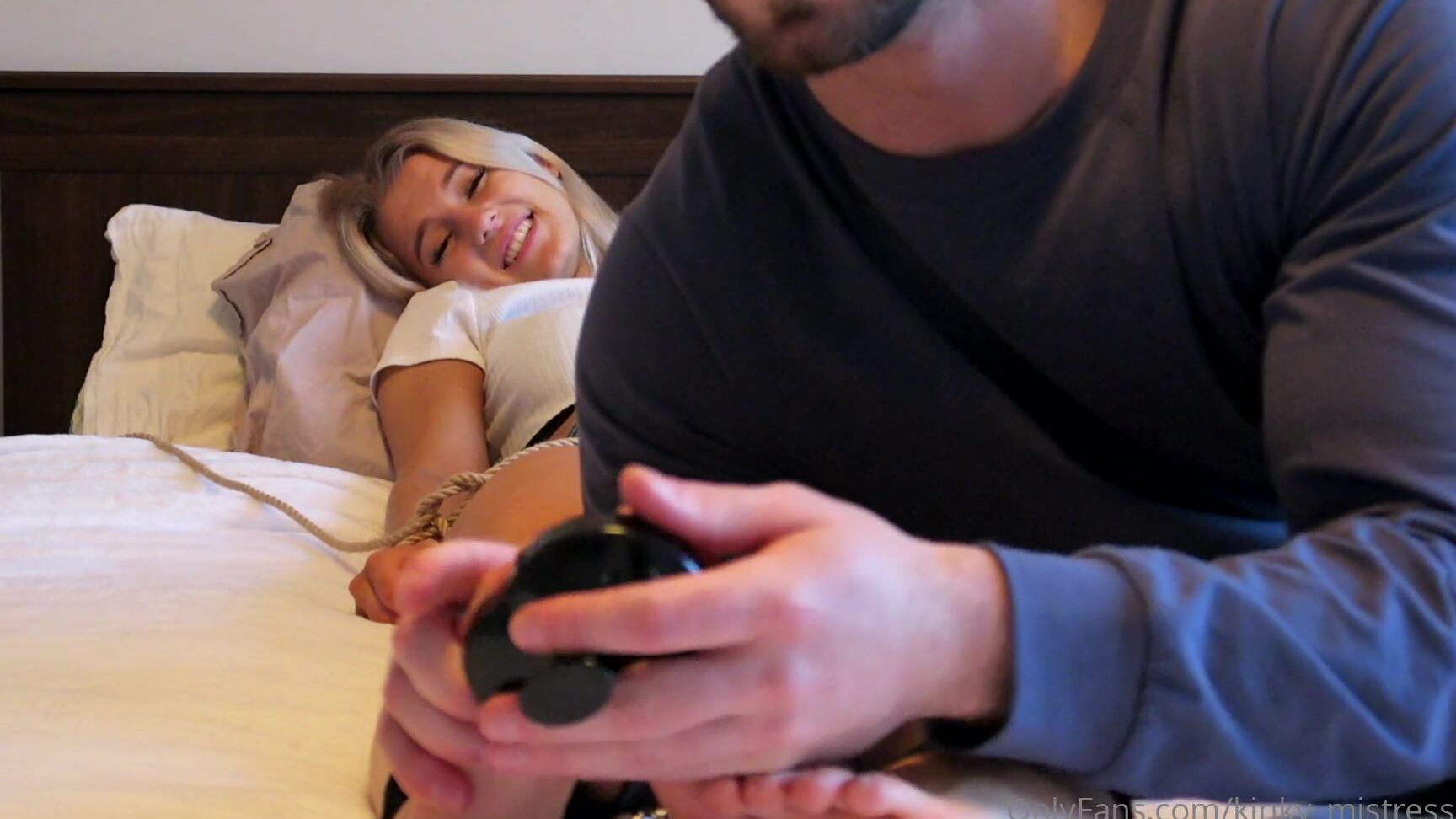 Kinky Mistress Foot Tickling