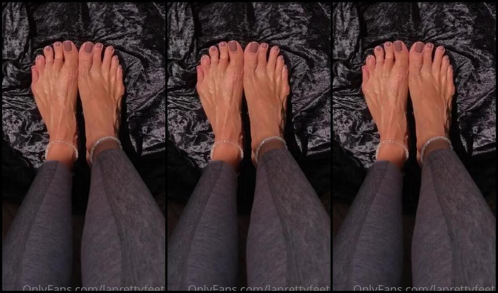 Laprettyfeet4 Nicknamed Laprettyfeet4 Onlyfans Chocolate Toes Veiny Feet
