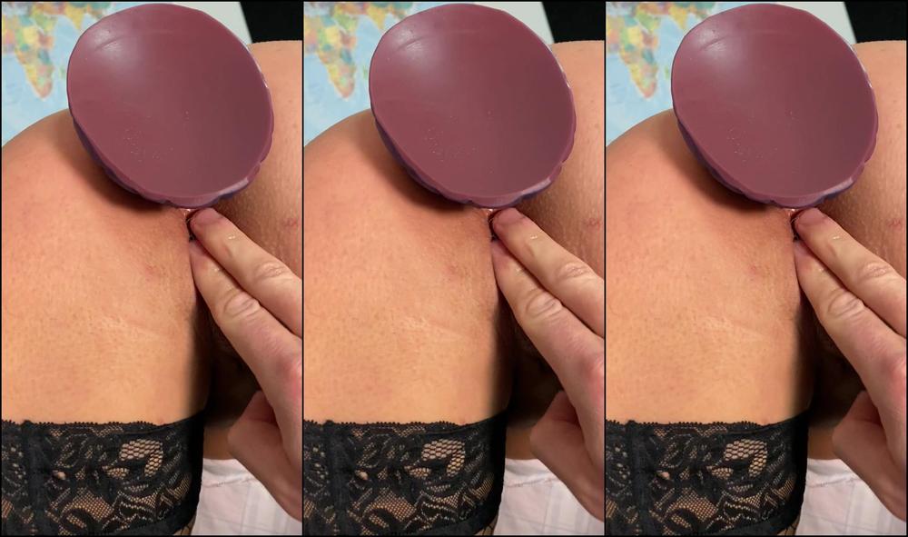 Hannahbrooks School Girl Brooks Stretching That Ass To The Maximum Xxx