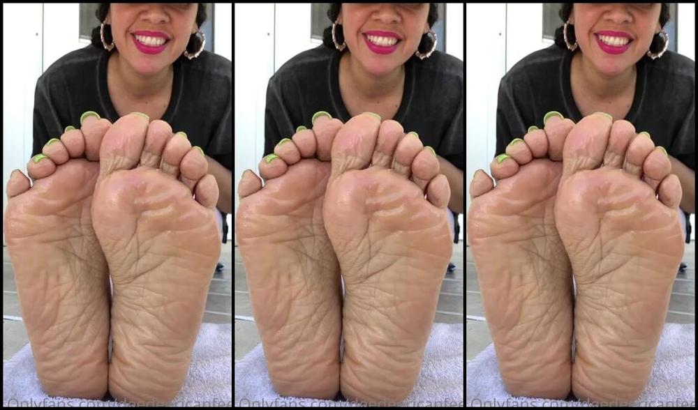 Deedeericanfeet Onlyfans Another Oilysoles Countdown But Outside This Time As Requested