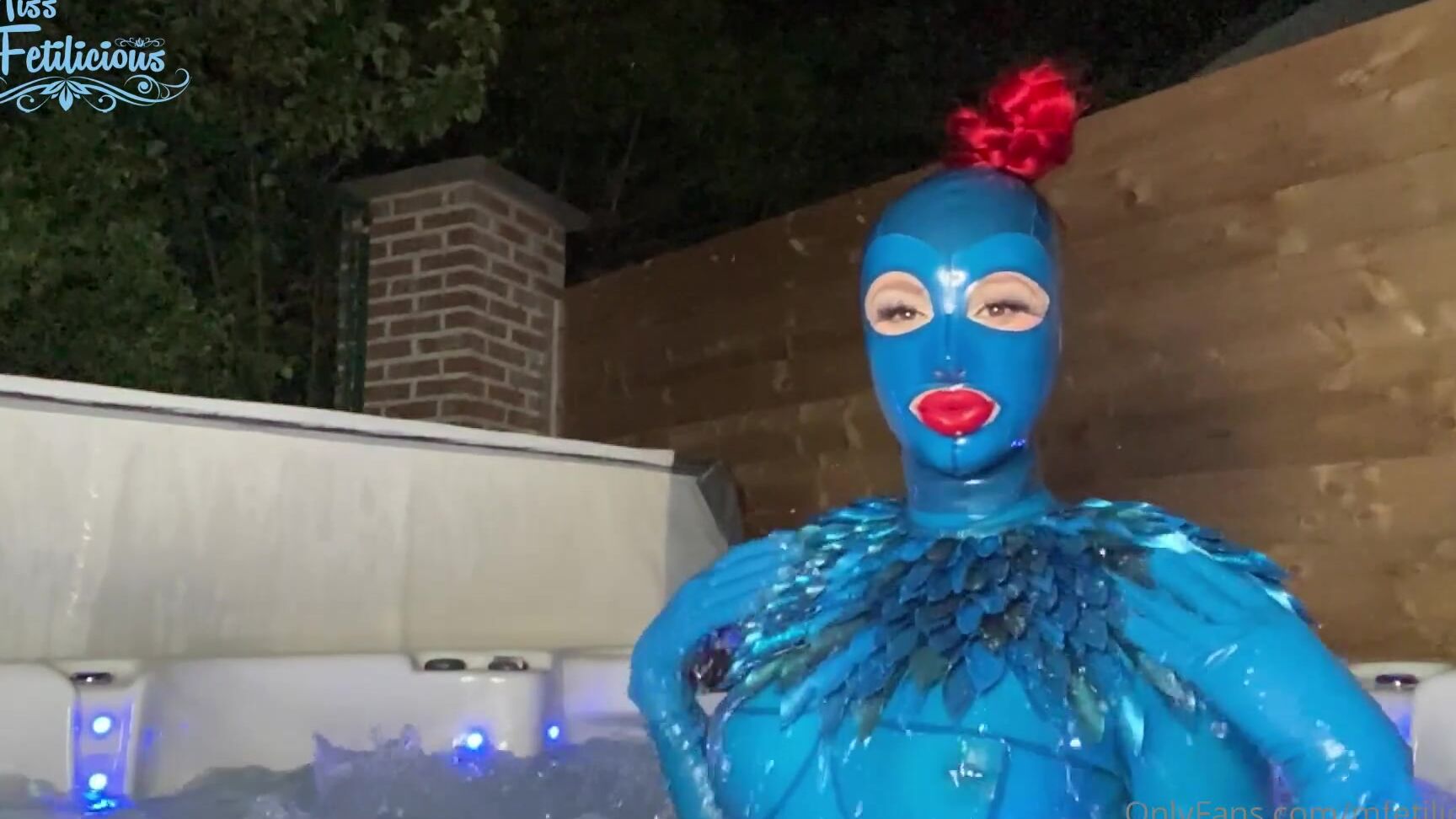 Mfetilicious Weekend Nothing Better To Start The Weekend Than With A Rubber Pool Party Here S My Rubb