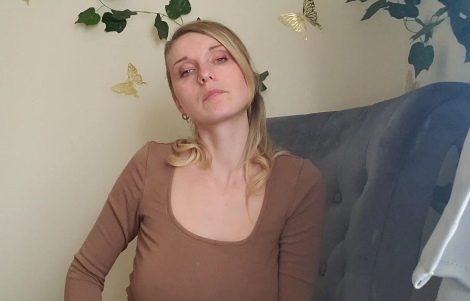 "Lexi Snow" domination, giantess, milf, pov Giantess Proves Control manyvids