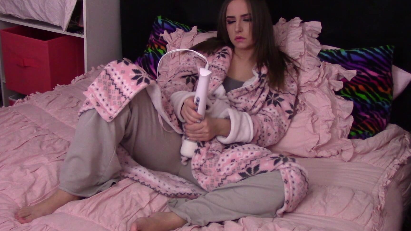 Magnolia Snow The Lazy Robe Fap