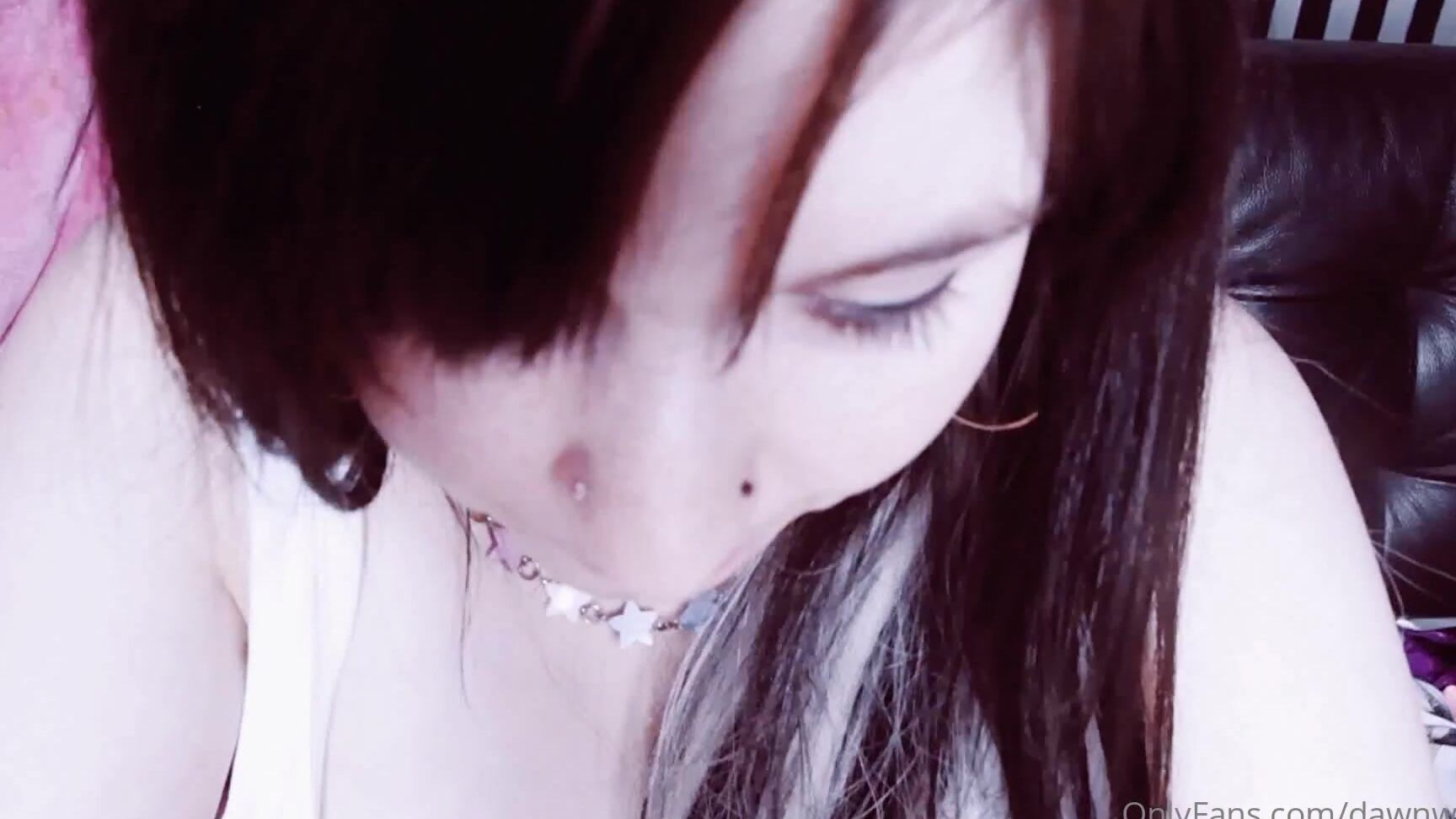 sally-fae-06-06-2020-399574880-dildo-myself-from-behind-and-on-back-with-tight-gripping-pussy