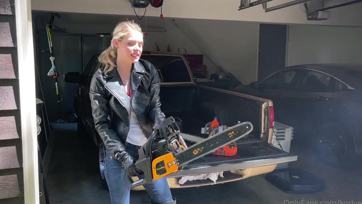 Kodyevans Onlyfans Some Chainsaw Funwanna Try To Cross