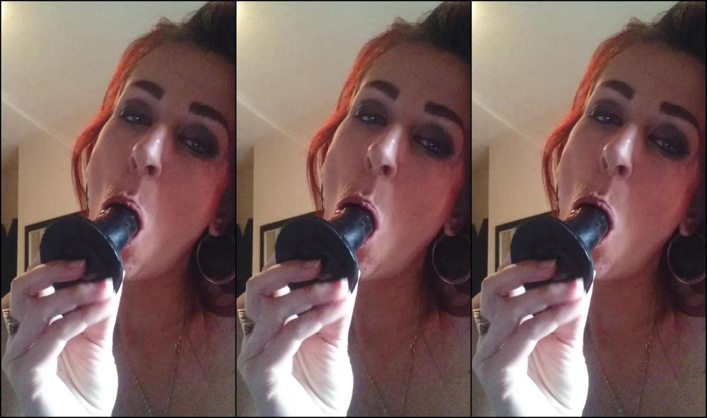 Curvycandice Black Toy Sucking