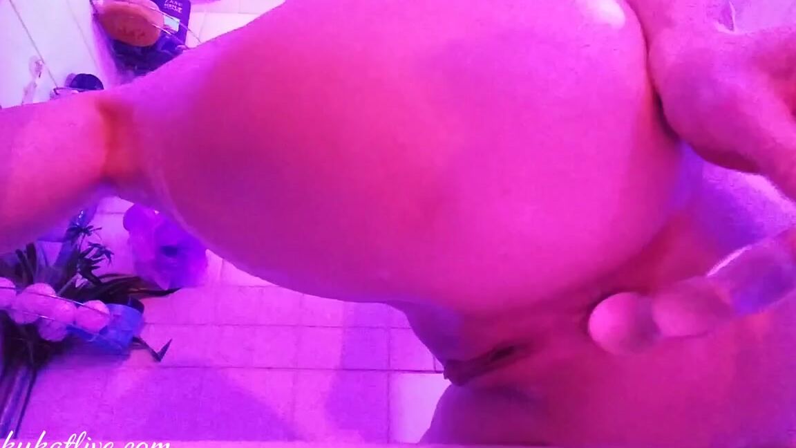 Kinkykatlive Nicknamed Kinkykatlive Onlyfans Tub Time