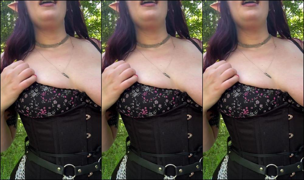 Roxierusalka 3349412024 06 05 2024 Don T You Love How My Tits Look Pulled Over The Top Of This Corset The Way