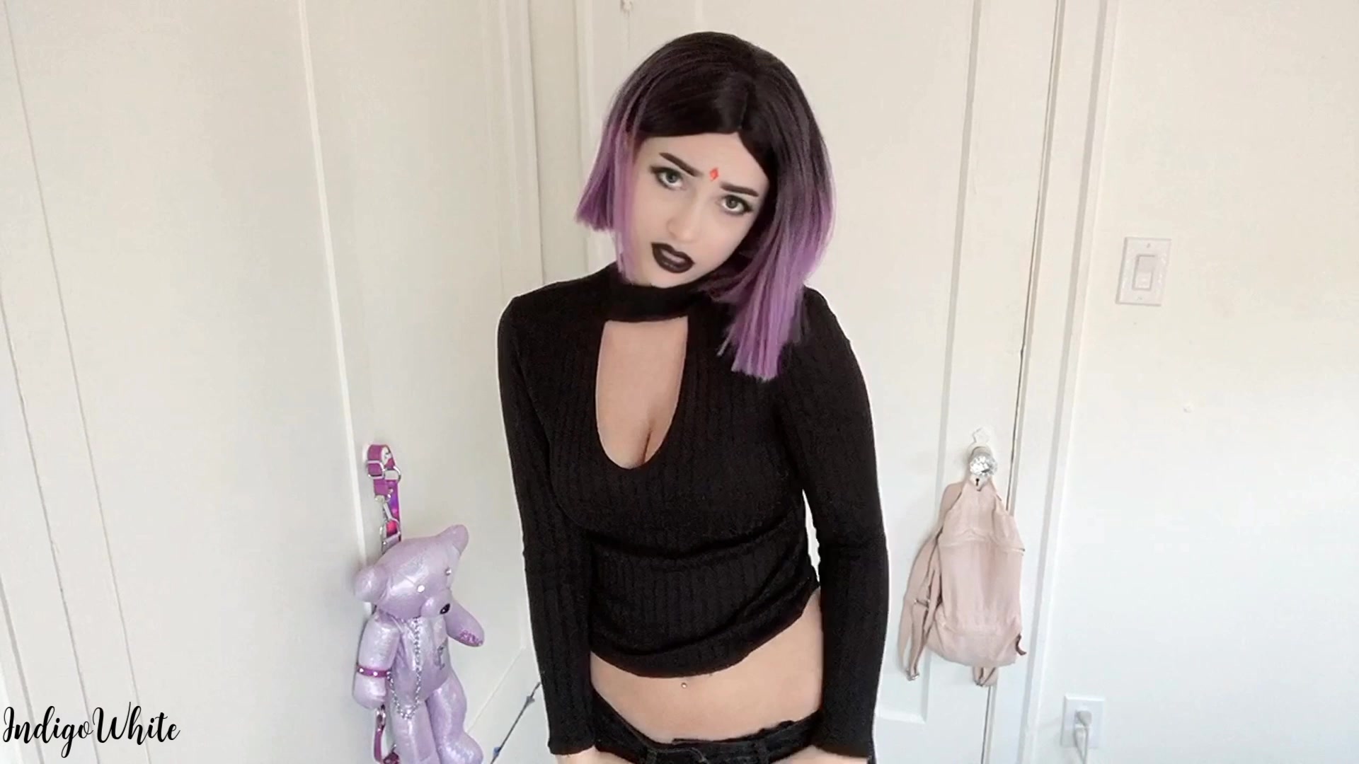 18 & 19 Yrs Old, Blonde indigowhite raven caught cheating