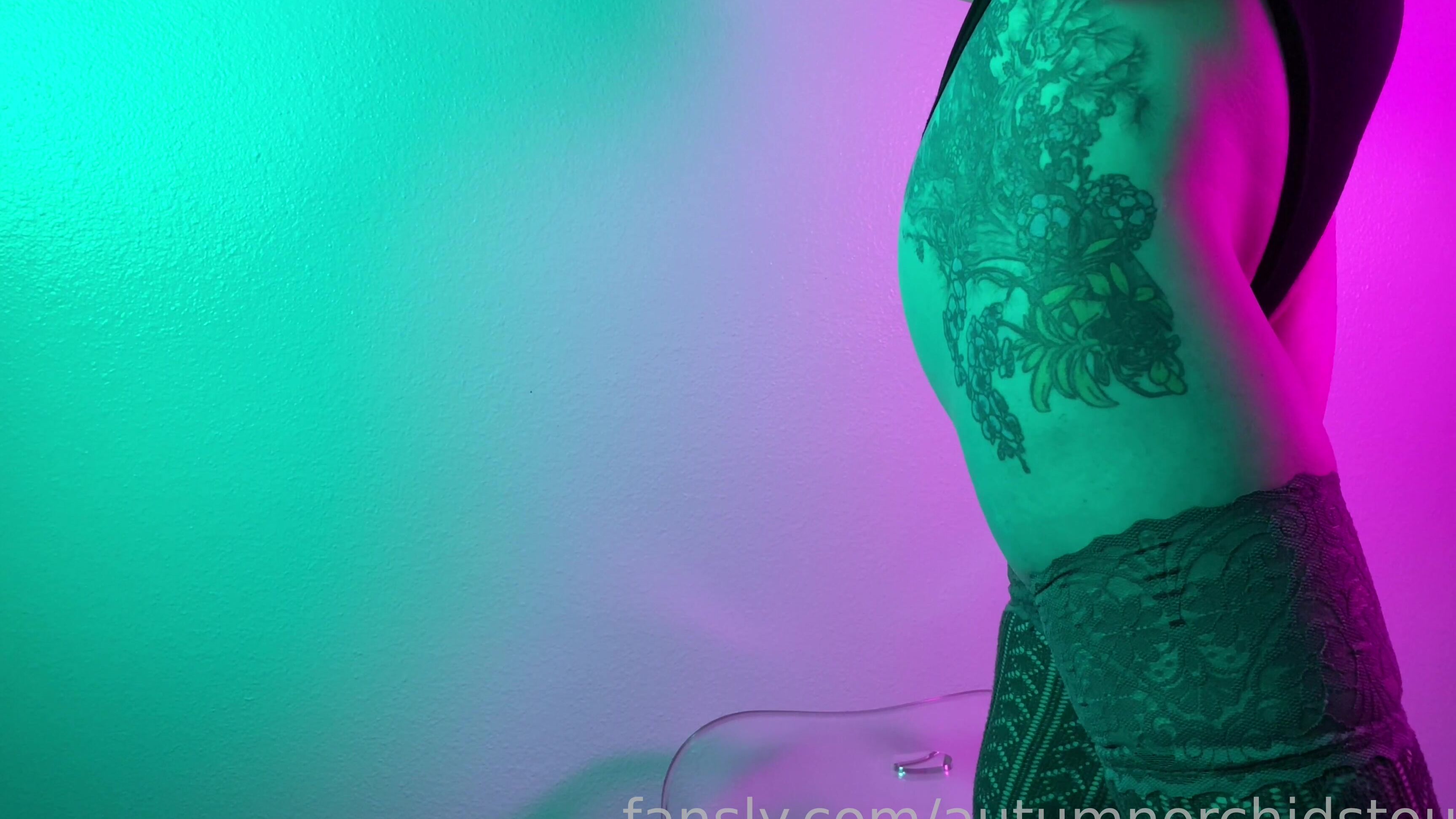 Autumn Orchid 517113414103871488