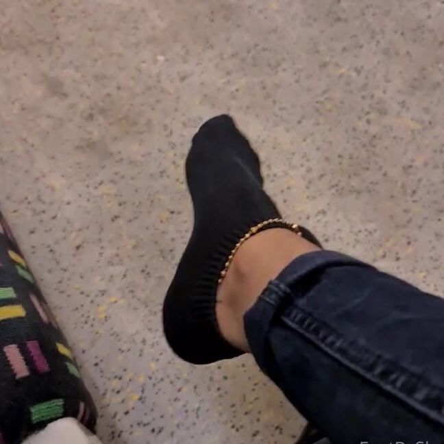 Feetbysherri Onlyfans Its A Kinda Socks And Trainers Day