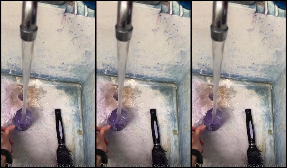 Missarcanaplus Nicknamed Missarcanaplus Onlyfans New Hair So This Post Is A Little Different Want To See A Making Of A Tiktok So The Very First V 5