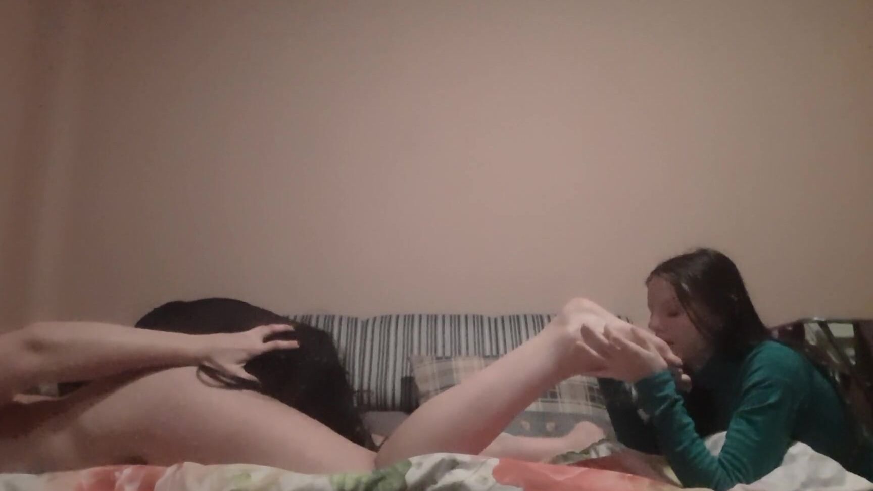 lesbian illusion Кончаю По Несколько Раз, Когда Мне Лижут Пятки И Попку Одновременно - Lesbian_Illusion PornHubPremium