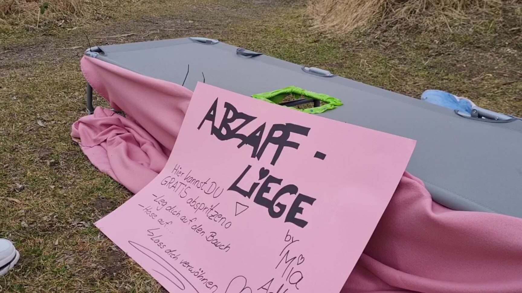 Mia Adler summer feelings my dick melking lounger is waiting to be used which lake should i come to in 2023 Pornhub