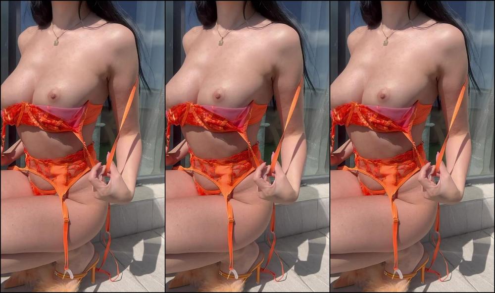 Atomicbrunette18 668