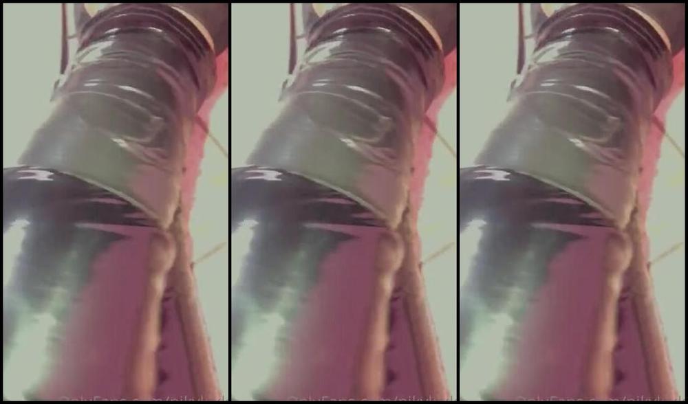 Nikykikka Nicknamed Nikykikka Foot Fetish 01 16 2022 Onlyfans Video Can You Help Me