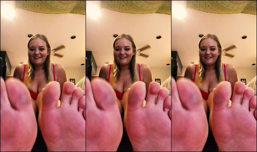 Giantessclips Check Out Giantess Cici Clip Length Https Onlyfans Com Babycicixxx