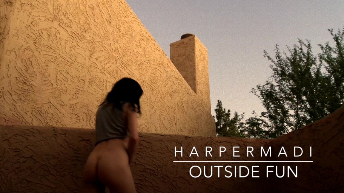 "HARPERMADI" brunette, butt plug, outdoors 52 Outside fun Manyvids