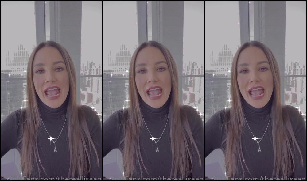 thereallisaann-18-11-2020-1288453880-i-stopped-by-to-say-hi-today-on-facebook-live-with-a-very-funny-story-to-tell