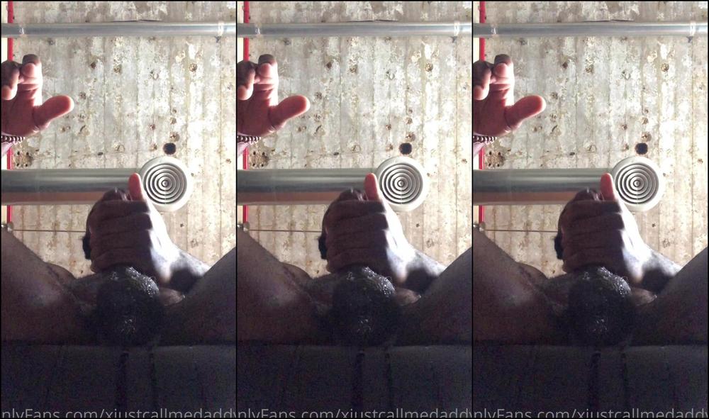 Xjustcallmedaddyx She Can T Keep My Dick Out Here Mouth