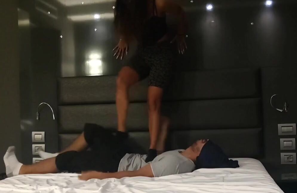 Deaveronica01 Onlyfans My Idea Of Fun Hearing My Slaves In Pain Under F0Q