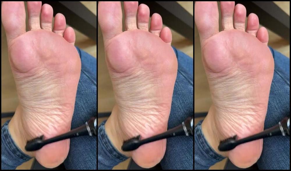 Cute Lily F33T Nicknamed Cute Lily F33T 03 09 2023 Onlyfans Video Tickling Videos Some Of You Asked For Them I Told You That I Rather 9Jug