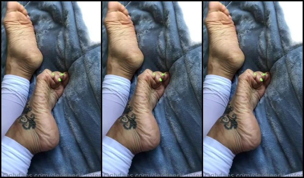 Deedeericanfeet Onlyfans A Request