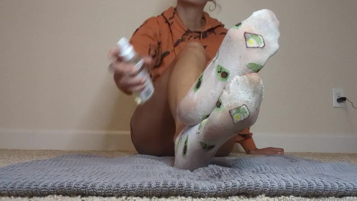 Giantesscleo Onlyfans A Lil Oily Joi For Stroking Pleasure