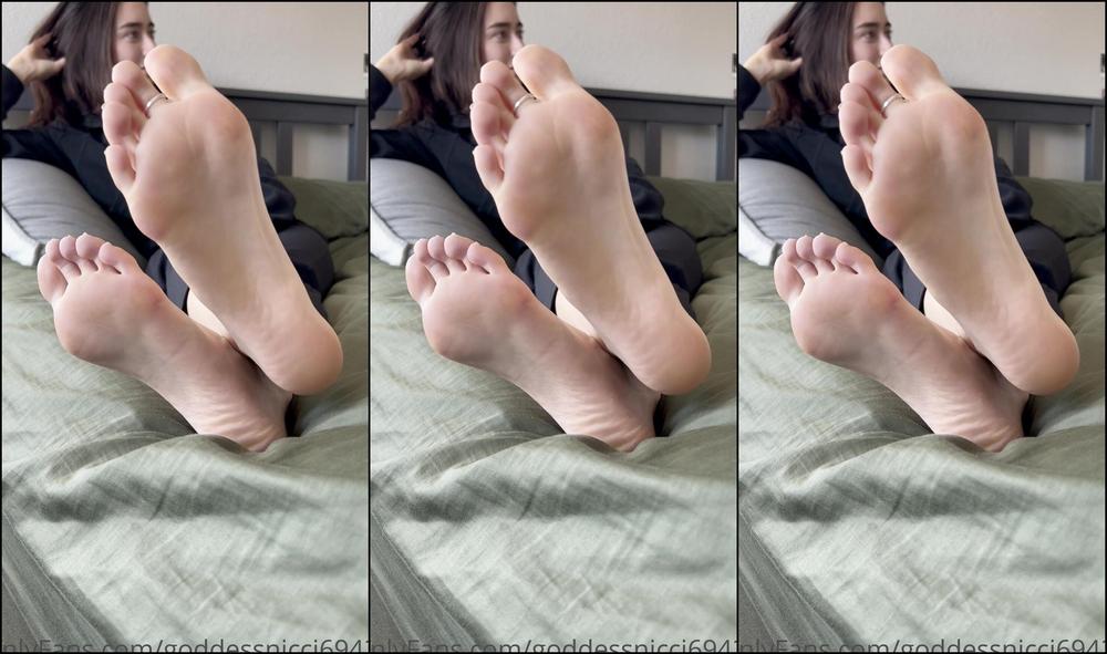 Goddessnicci You Wish You Could Get My Attention But You Can T But You Know What You Ll Still