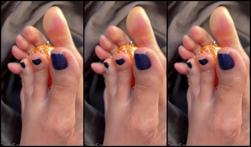 2Hotfeet4You Nicknamed Toohotfeetforyou Onlyfans And Yeeees Squeezing Mandarin Part