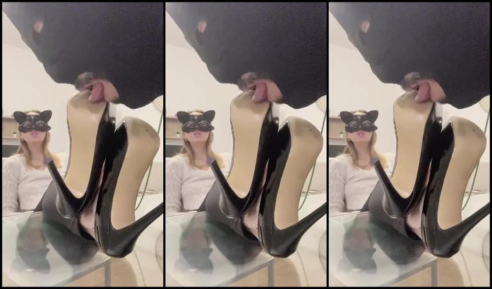 Deapistilla Nicknamed Deapistilla1 11 03 2023 Onlyfans Video Tacchi Sul Tavolo Lecca Le Mie Scarpe Al Guinzaglio