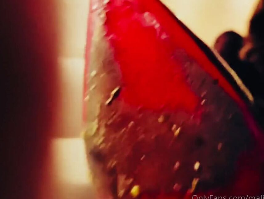 Malivisia Nicknamed Malivisia Onlyfans 01 29 2023 Did You Ever Dream Of Eating From My Louboutins Sokates This Clip Shows How It Would