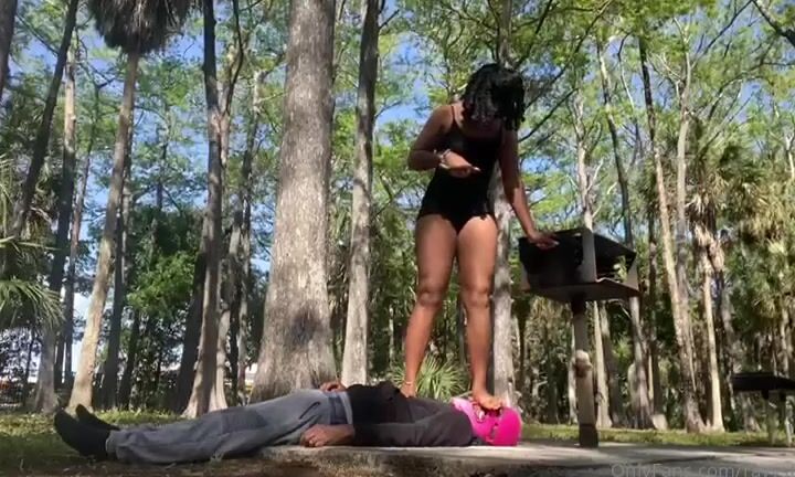 Rayystoes Nicknamed Rayystoes Onlyfans Pass Out Under Me 1