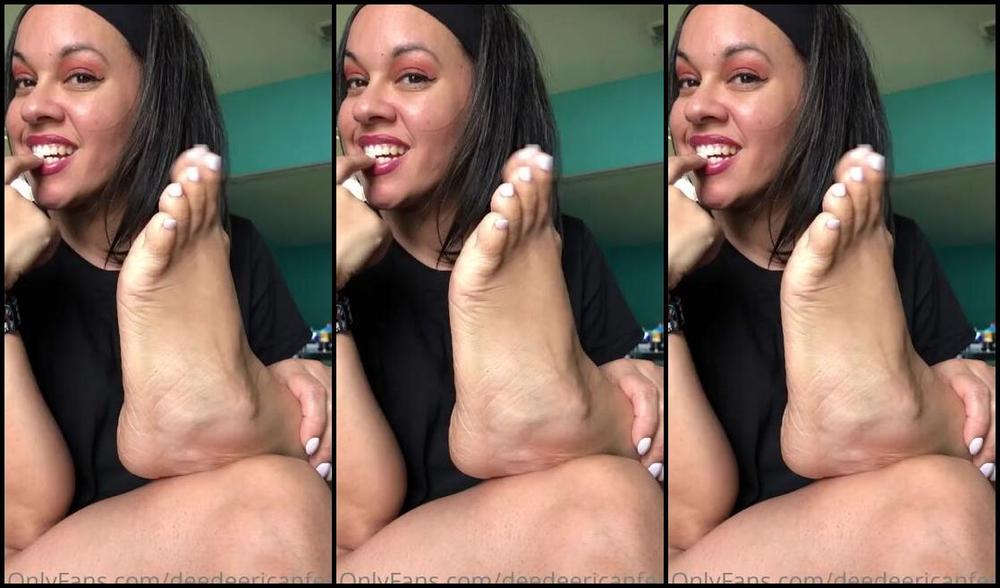 Deedeericanfeet Onlyfans As Requested Sniffing My Soles