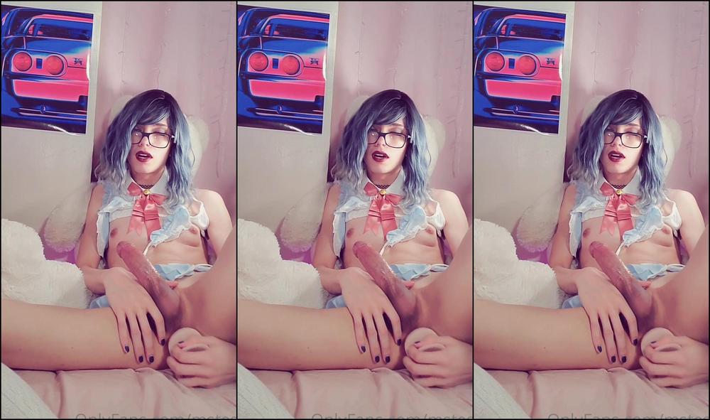 Mstess A Little Plug And Toy Action