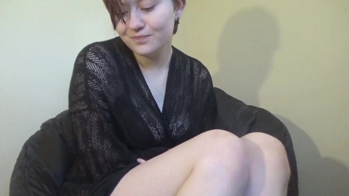 Curvyelvishgirl Go Work The Gloryhole Sissy