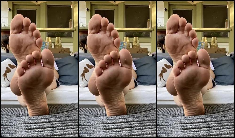 Athletoes Nicknamed Athletoes Onlyfans Since I Caught You Staring I Ll Be Nice And Give You A Little Treat