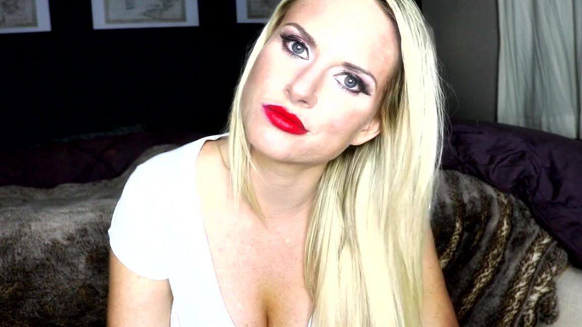 Goddessroxanarae Nicknamed Missroxanarae 09 15 2018 Onlyfans Video Do You Have A Pair Of My Goddess Worn Panties Yet