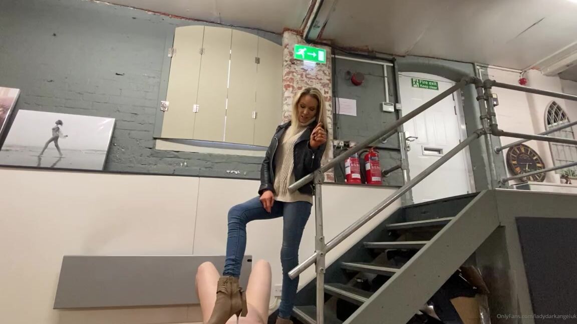 Ladydarkangeluk Onlyfans 6 Min Session Trample Video In My Lovely New Ankle Boots