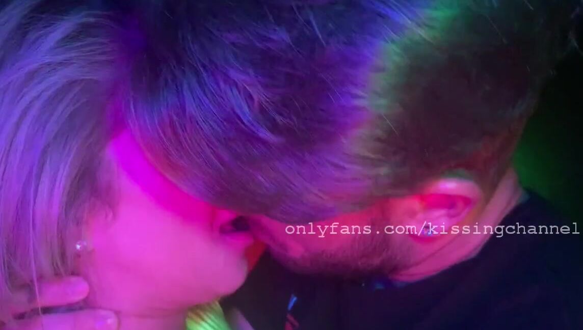 Kissingchannel Nicknamed Kissingchannel 06 26 2021 Onlyfans Video Marko And Amanda Theamandaclair
