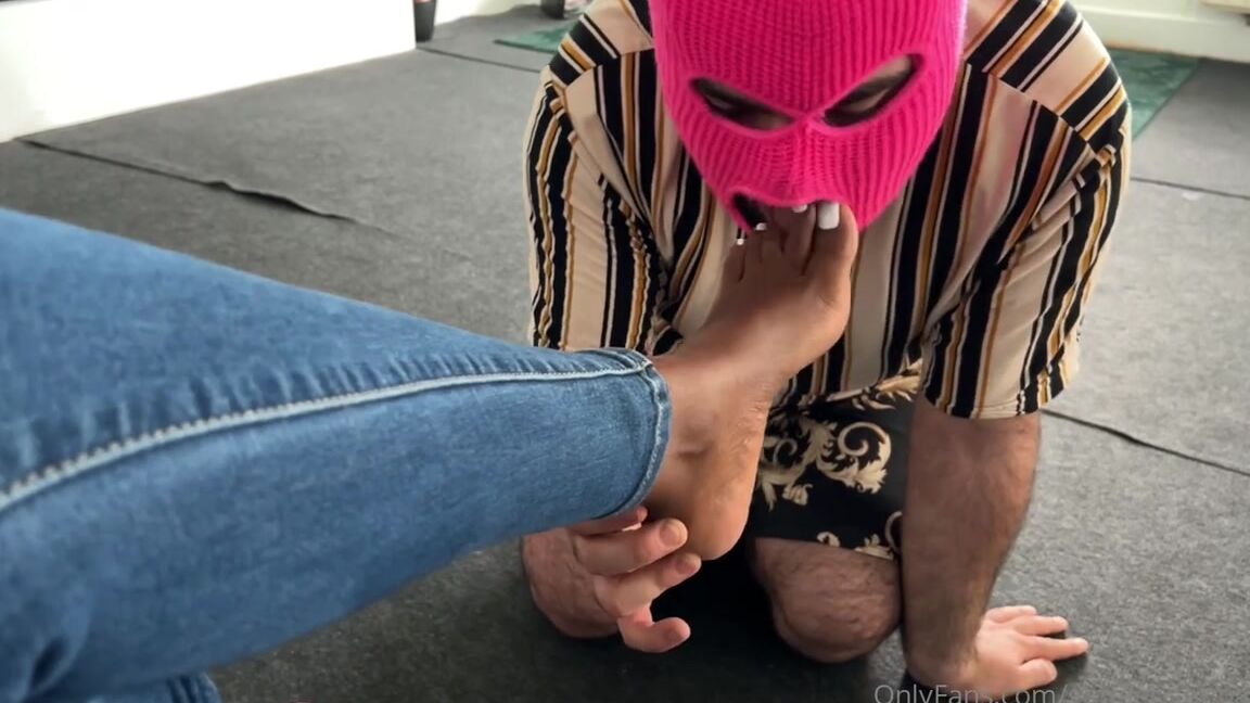 Goddess Annabelle Nicknamed Goddess Annabelle Onlyfans As A Reward For Those Who Have Been Staying On My Of Despite My Absense Here S