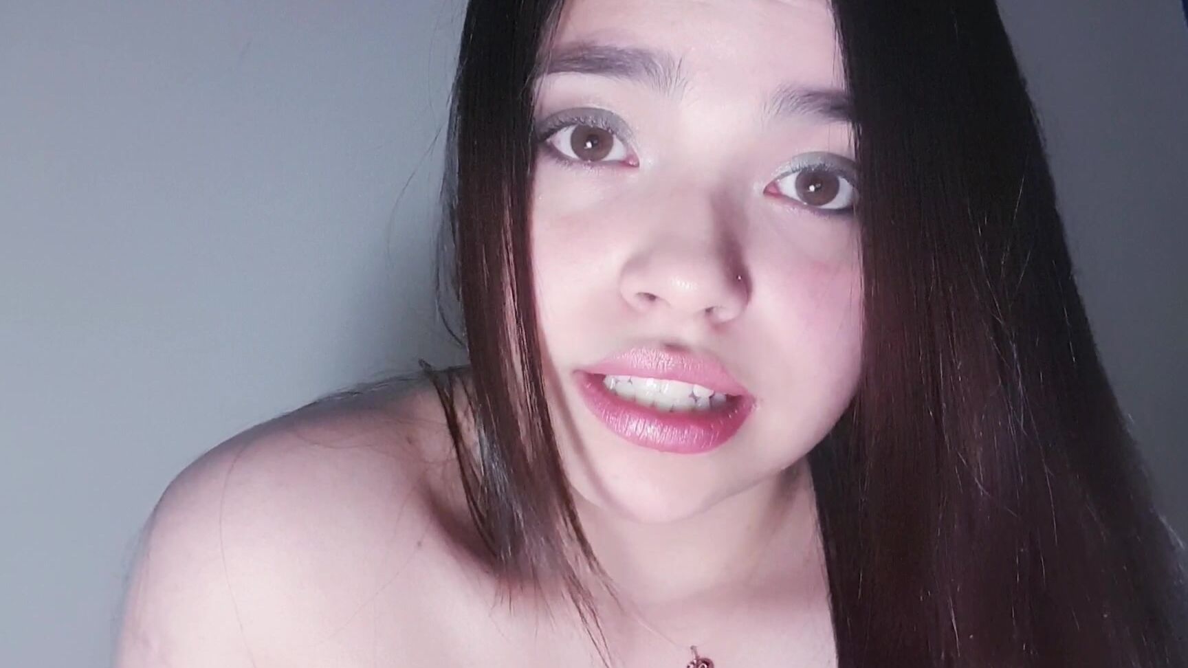 Sophielatina Tempting Whispering Dirty Talk