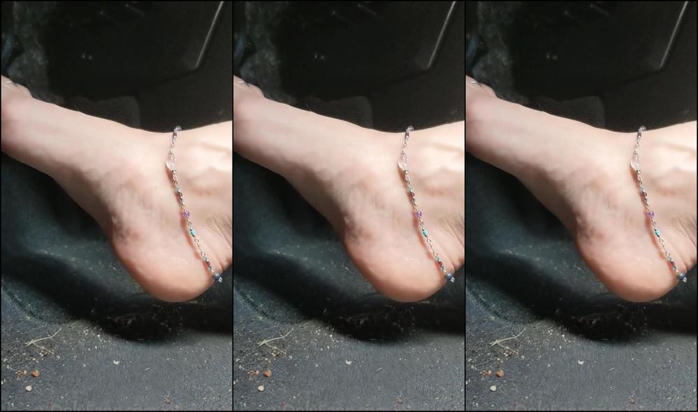 Beauxfeet Driving With You On The Floor