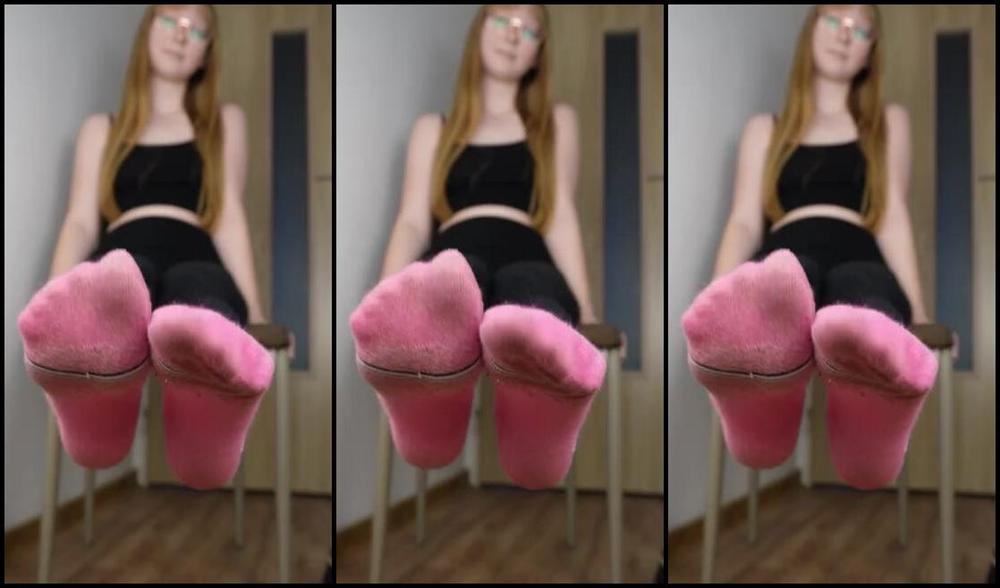 Eliza Nicy Onlyfans Would You Sniff To My Sweaty Socks Socks Removal