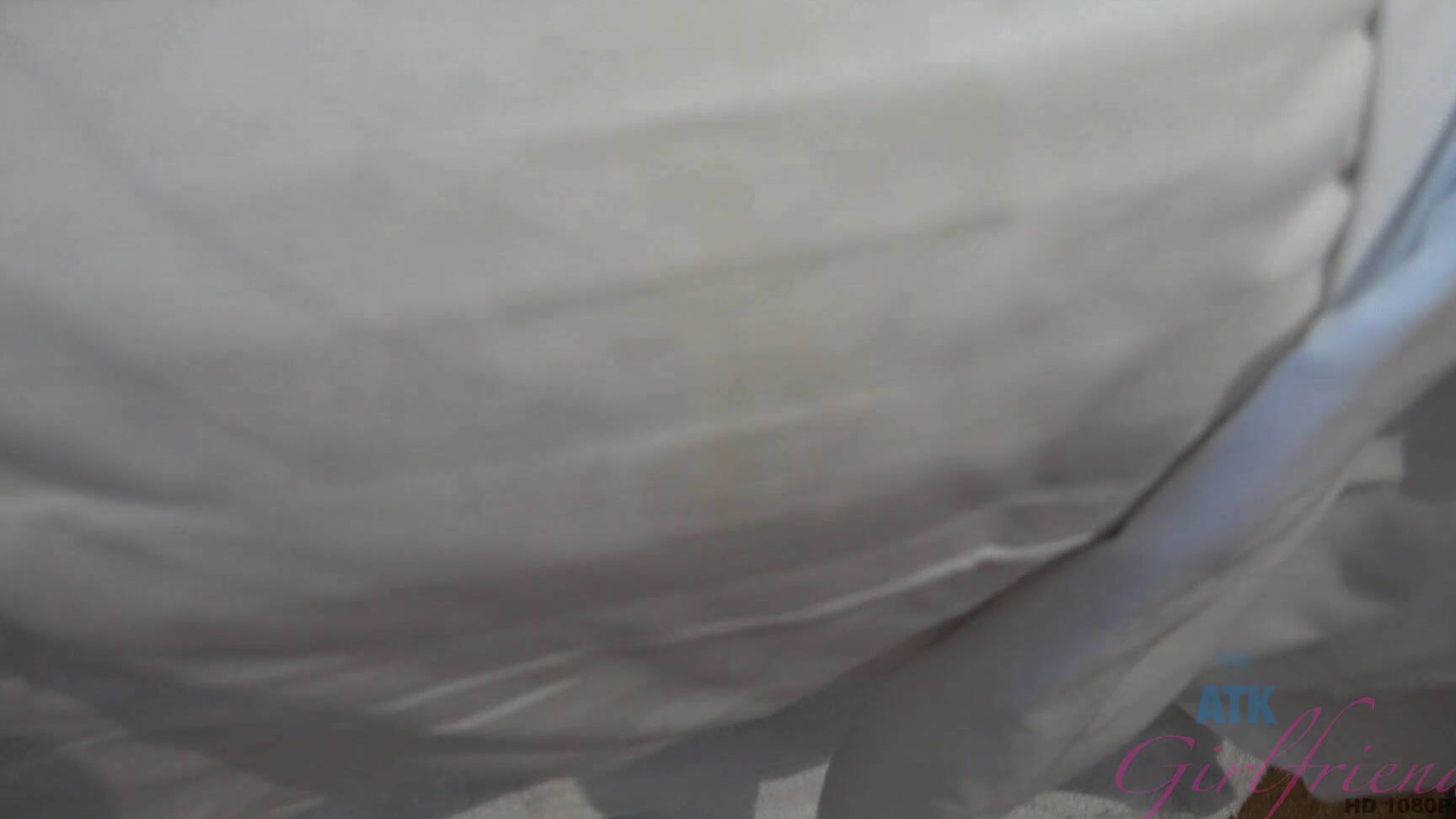 Handjob, Footjob, POV, All sex, Blowjob, Cum in Mouth Elena Koshka. Virtual Vacation Malaysia 2 SiteRip