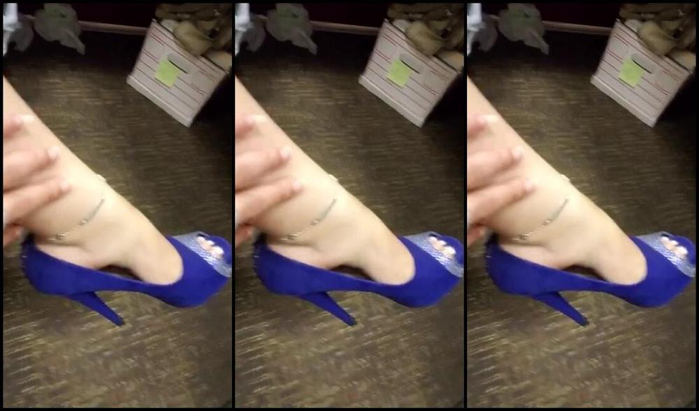 Lady Steph Nicknamed Theladysteph Onlyfans 4262016 Long Long French Nails And Blue High Pumps