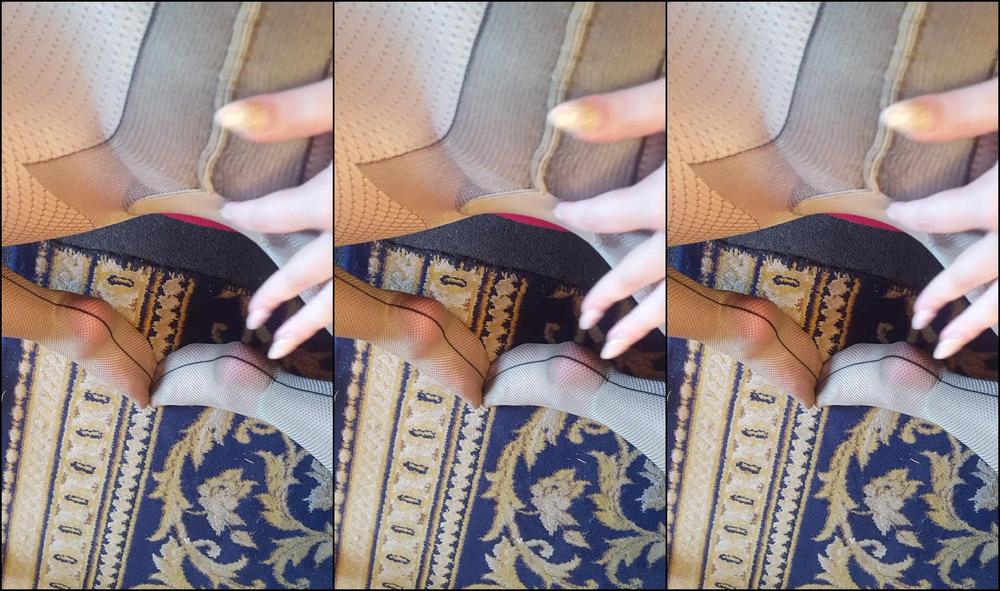 Cherrybmodeluk 3332923 09 02 2017 Cheeky Wank In The Changing Room Footwank Feet Tights Landingstrip Gusset Seamed