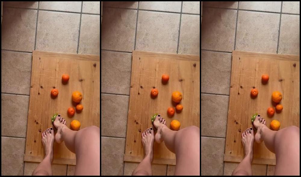 Sofia Ana Infinity Aka Infinityazzurra Foot Fetish 07 27 2023 Onlyfans Video Amo Schiacciare La Frutta Con I Miei Piedi Nudi