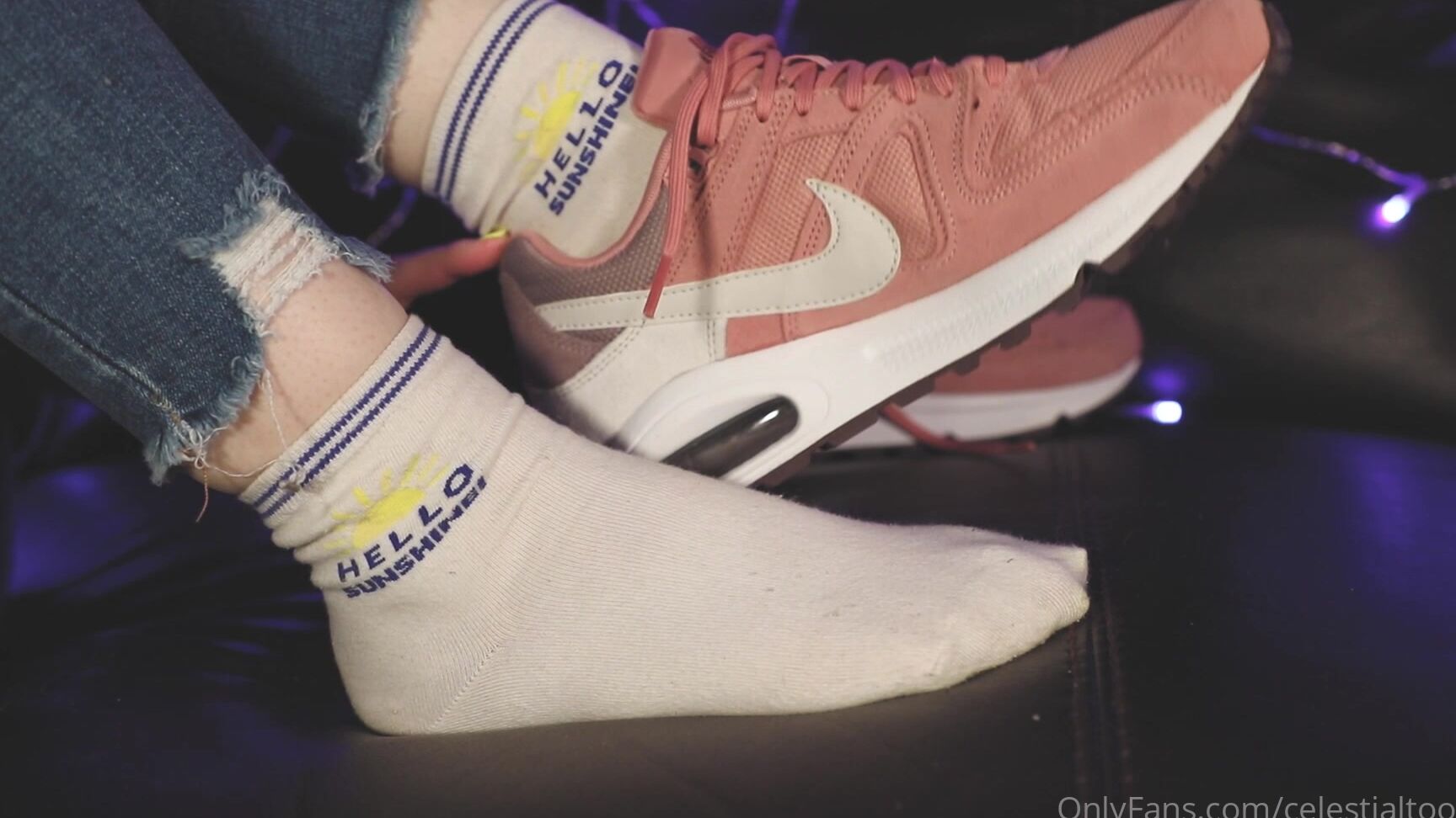 Celestialtootsies Had To Take A Lil Shoe Sock Removal Vid With These Cute Nikes